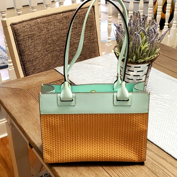 Dooney & Bourke Tote - Picture 5 of 13